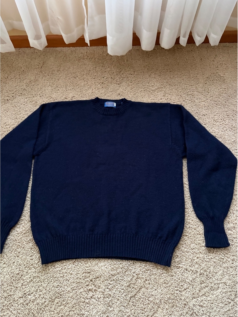 Men's Pendleton Shetland wool crewneck sweater 1980s/90s navy blue XLarge